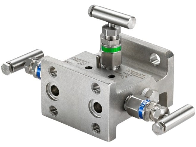 Rosemount 304 Conventional Manifold Capable of both Traditional and Wafer Style Construction.