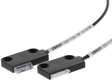 Omron Plastic Fibre Optic Sensor 11 mm, IP50