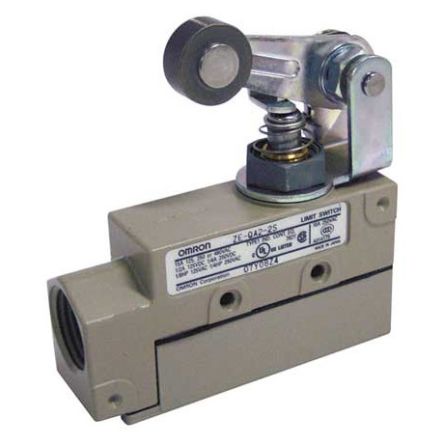 Omron Roller Lever Limit Switch, SPDT, IP60, Metal Housing, 240V ac, 15A