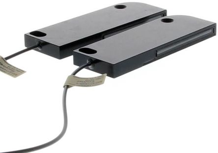 Omron Plastic Fibre Optic Sensor 4000 mm, IP54