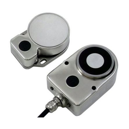 Omron D40ML Safety Interlock Switch, RFID Actuator Included, Plastic, Guard