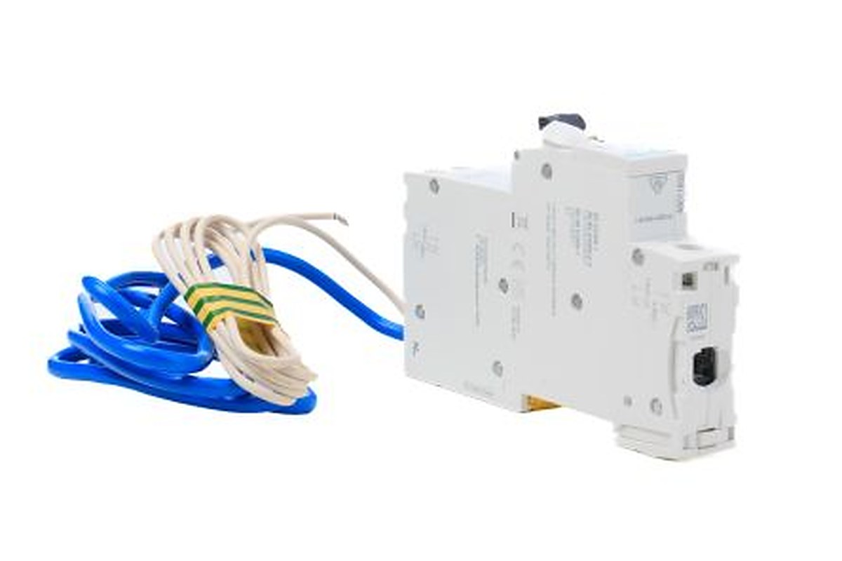 Schneider Electric Residual Current Circuit Breaker with Overload Protection, 32A Current Rating, 1-Pole, 30 mA Trip