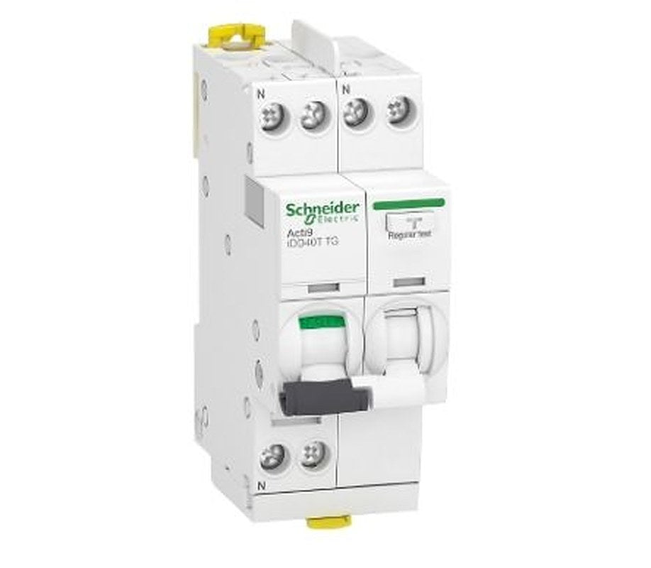Schneider Electric Residual Current Circuit Breaker with Overload Protection, 32A Current Rating, 1-Pole, 30 mA Trip