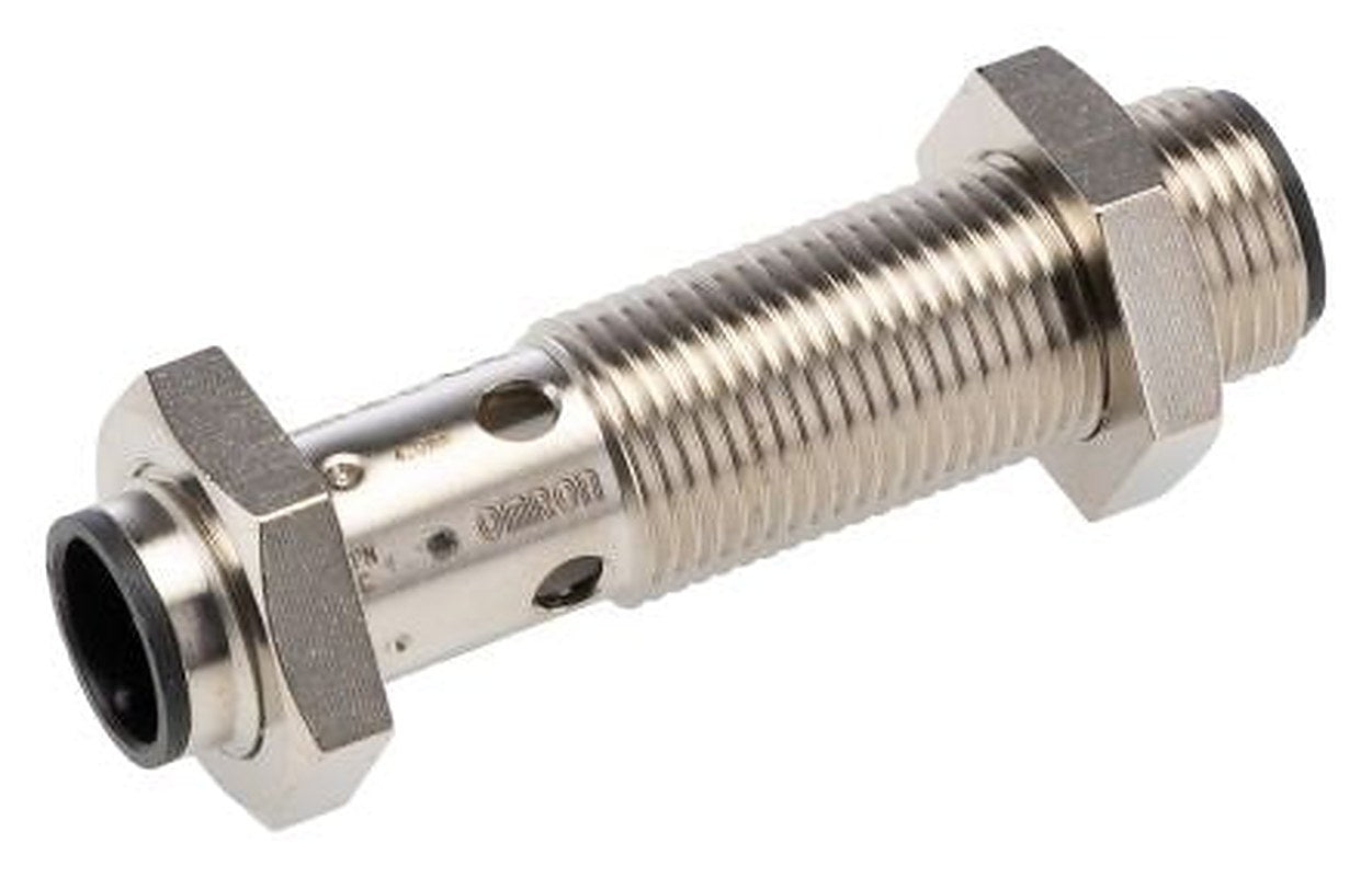 Omron E2B-M12KS04-M1-C2 Cylindrical Inductive Proximity Sensor, M12 NPN E2B 30V 4 mm 30 V dc 200mA