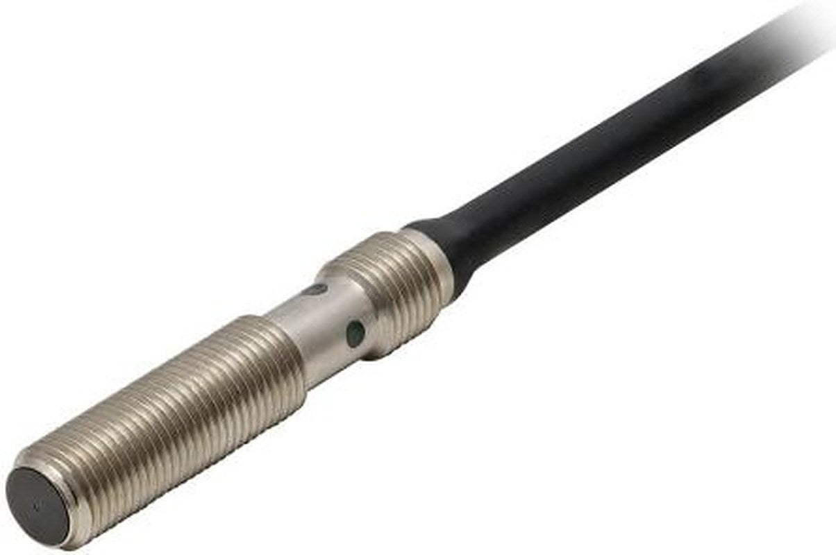 Omron E2E-S05S12-WC-B2 2M Threaded Barrel Inductive Proximity Sensor, M5 PNP E2E 30V 4 mm 30 V dc 100mA