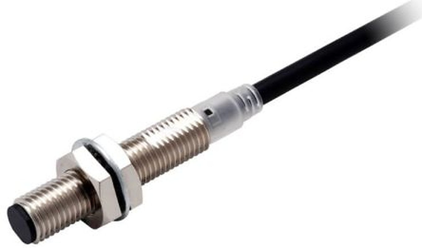 Omron E2E-X4B2L8 2M Threaded Barrel Inductive Proximity Sensor, M8 PNP 30V 4 mm 30 V dc 50mA