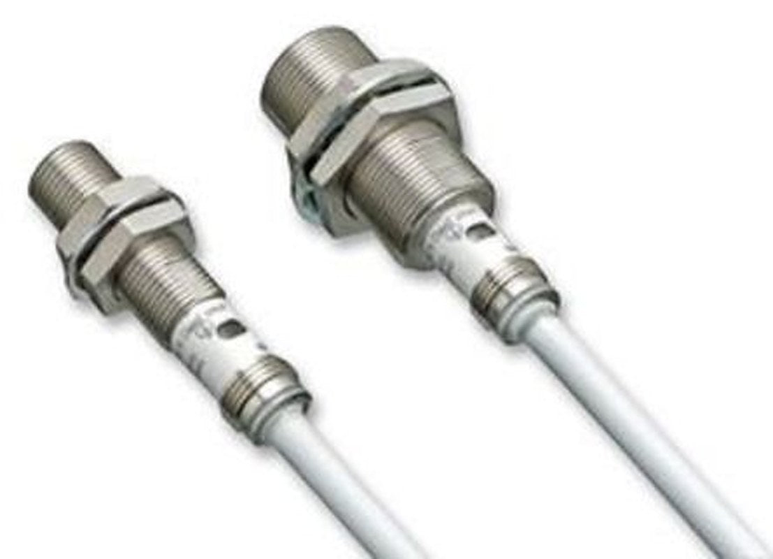 Omron E2FM-X2D1-M1TGJ-T 0.3M Threaded Barrel Inductive Proximity Sensor, M12 2-Wire E2FM 30V 2 mm 30 V dc 100mA