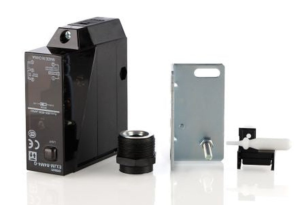 Omron Retroreflective Photoelectric Sensor, Block Sensor