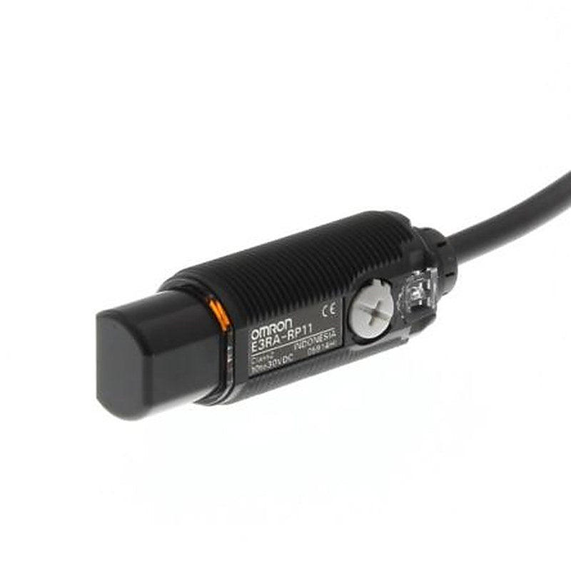 Omron Retroreflective Photoelectric Sensor, Cylindrical Sensor