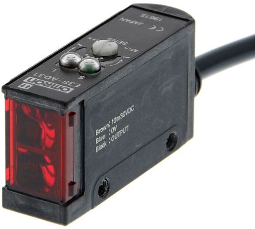Omron Diffuse Photoelectric Sensor, Block Sensor