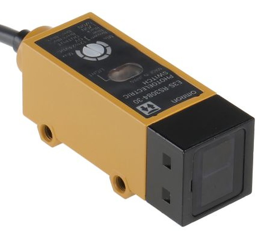 Omron Retroreflective Photoelectric Sensor, Block Sensor