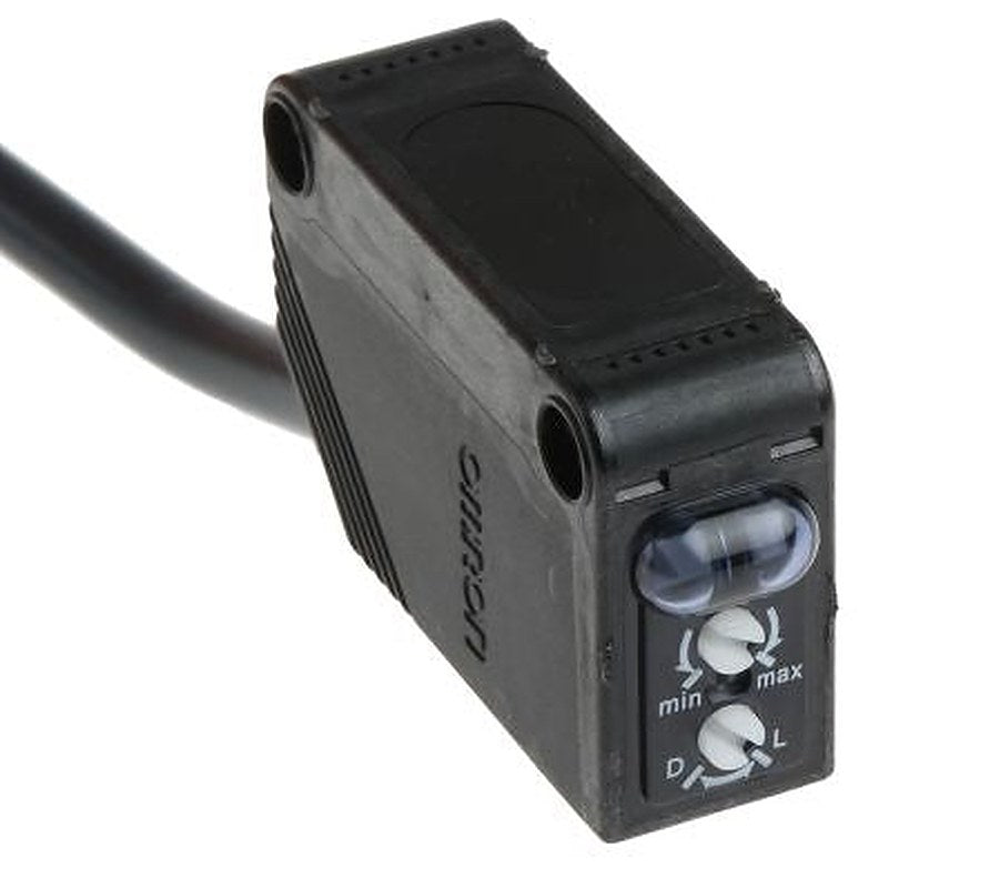 Omron Diffuse Photoelectric Sensor, Block Sensor