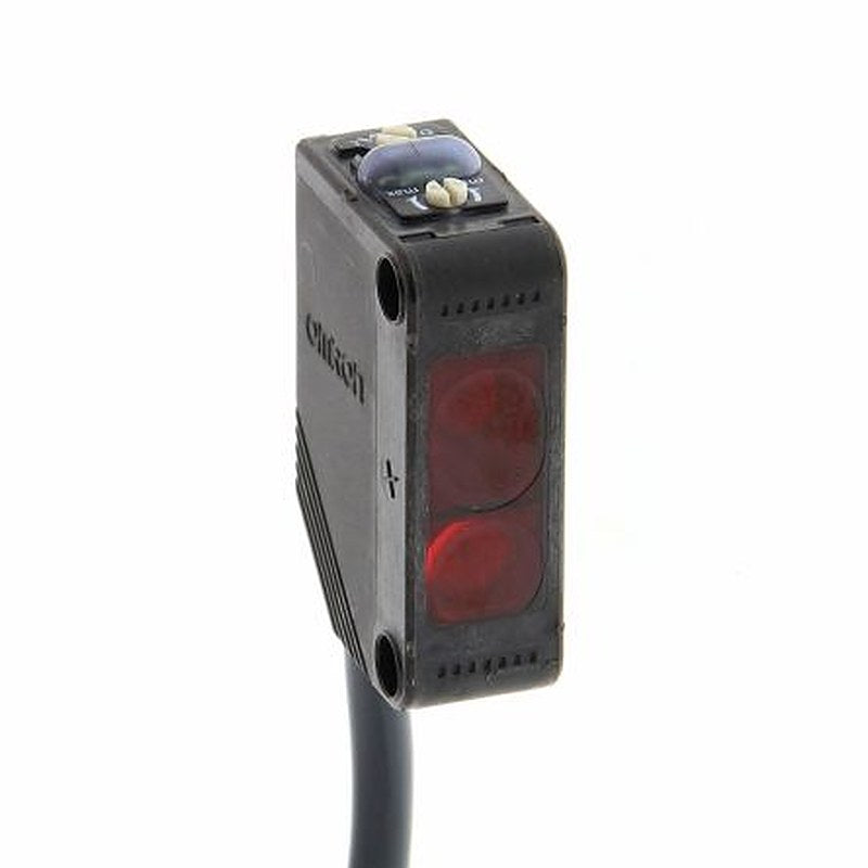 Omron Background Suppression Photoelectric Sensor, Rectangular Sensor