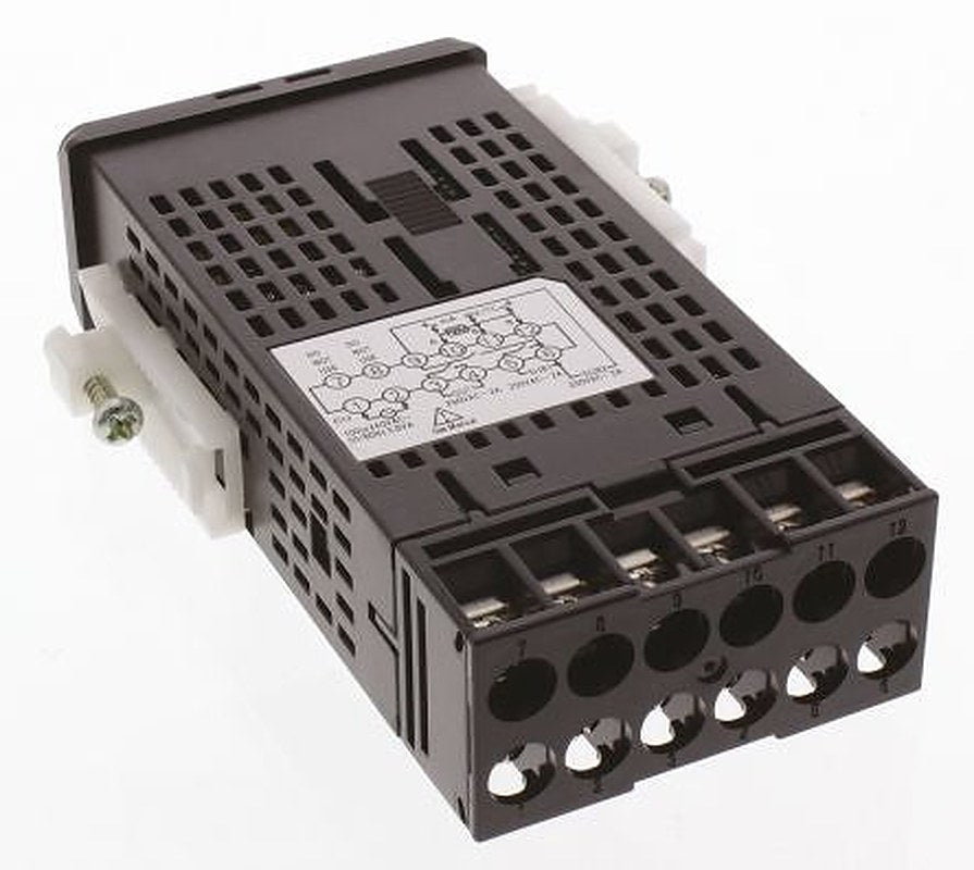 Omron E5GC Panel Mount PID Temperature Controller 1 Input, 1 Output Relay 240V ac On-Off
