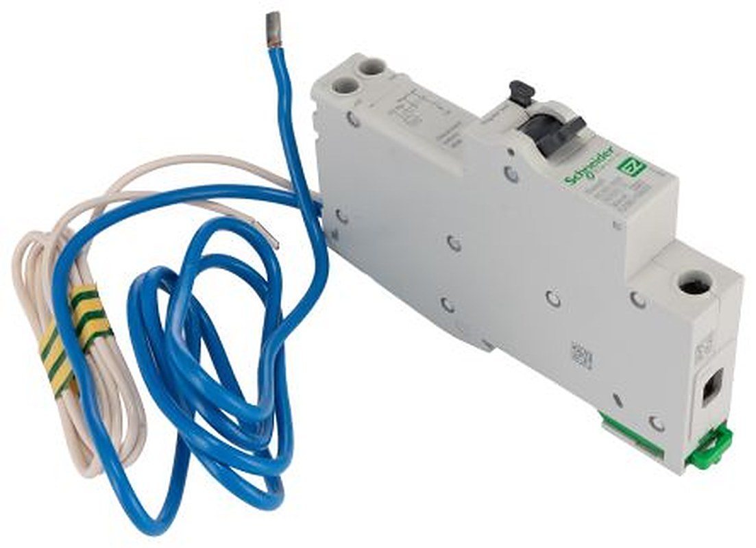 Schneider Electric Residual Current Circuit Breaker with Overload Protection, 20A Current Rating, 1-Pole, Type AB, Easy9