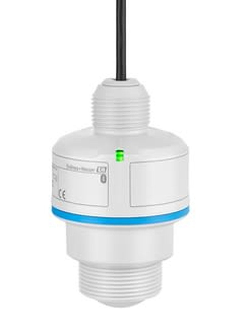 Endress+Hauser FMR10B Series Radar Level Sensor Level Sensor, Threaded Mount, Housing Polybutylene Terephthalate