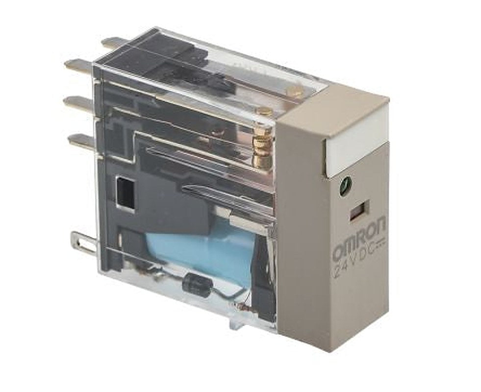 Omron Non-Latching Relay, 24V dc Coil, 5A Switching Current, DPDT