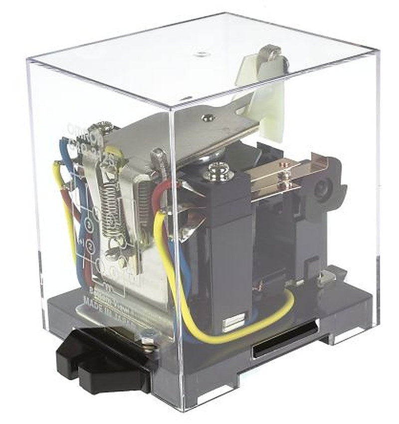 Omron Socket Power Relay, 12V dc Coil, 5A Switching Current, DPDT