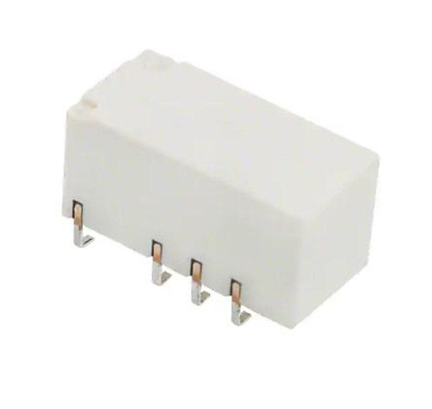 Omron Surface Signal Relay, 24V dc Coil, 2A, DPDT
