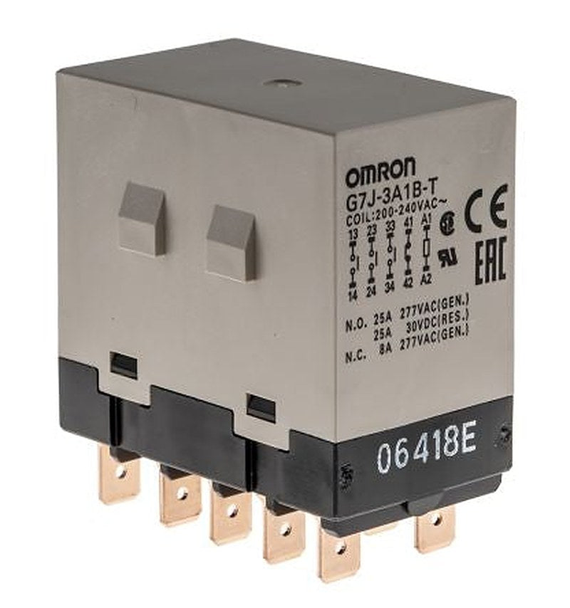 Omron Power Relay, 200V ac Coil, 2A Switching Current, 3PDT