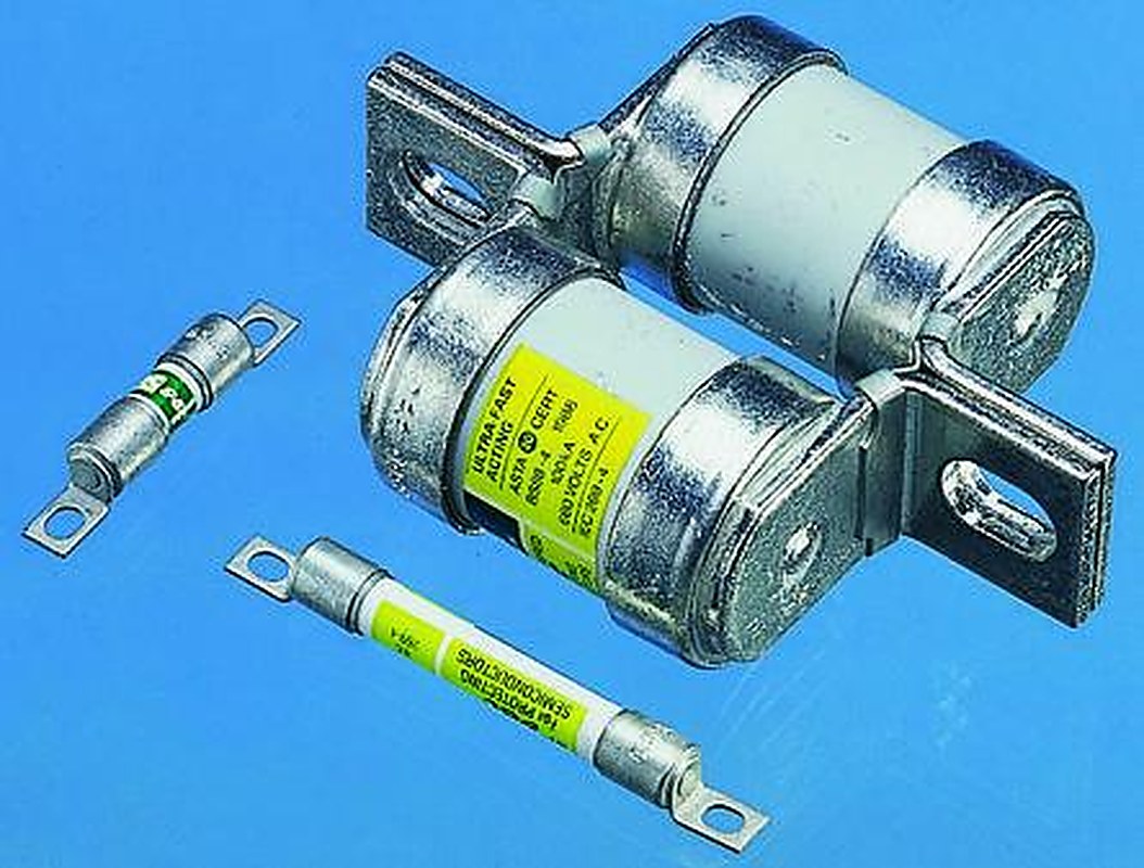 Eaton 235A British Standard Fuse 78 x 107 mm 660V ac, 81.7 mm