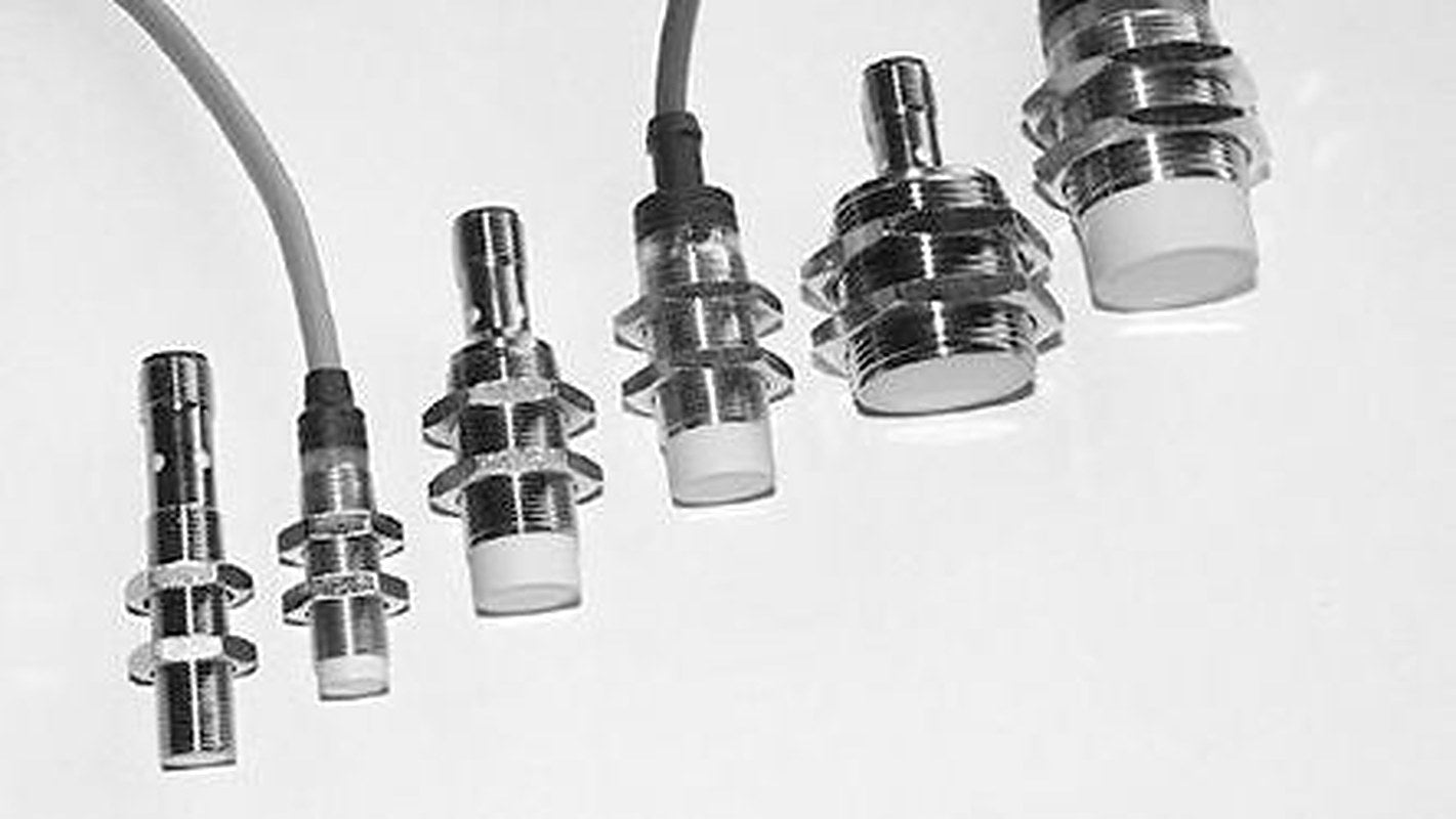 Carlo Gavazzi IA18DSF08DO Threaded Barrel Proximity Sensor 100mA, 5 mA 40 V dc