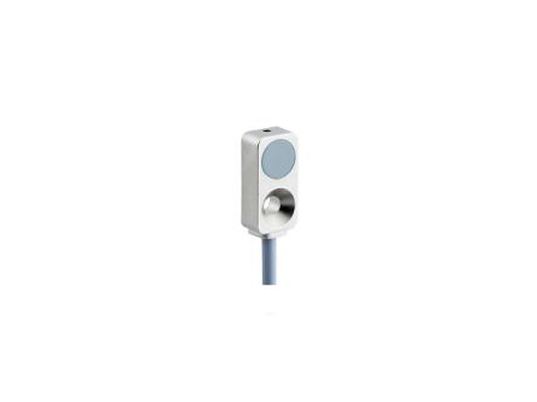 Baumer IF08.D02S-F16.UA1Z.7WCV Rectangular Proximity Sensor, M8 0/10 V 30V dc 2 mm
