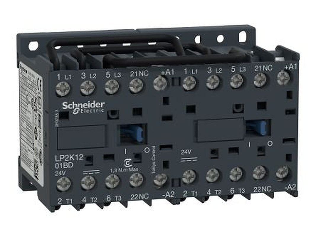 Schneider Electric TeSyS K Reversing Contactor, 24V dc Coil, 3-Pole, 12 A, 4 kW 24V dc, 3 NO, 690V ac