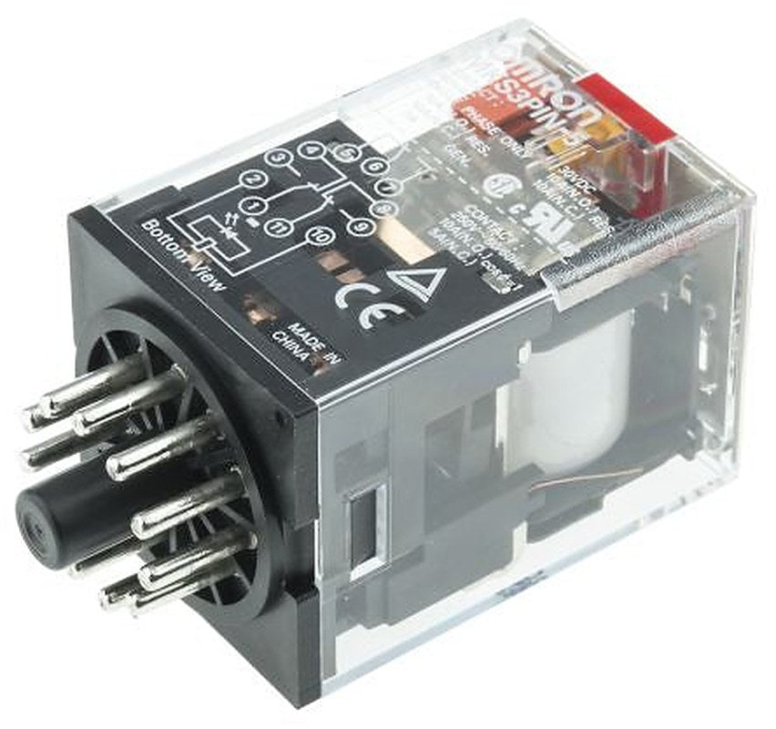 Omron Relay, 230V ac Coil, 10A Switching Current, 3PDT