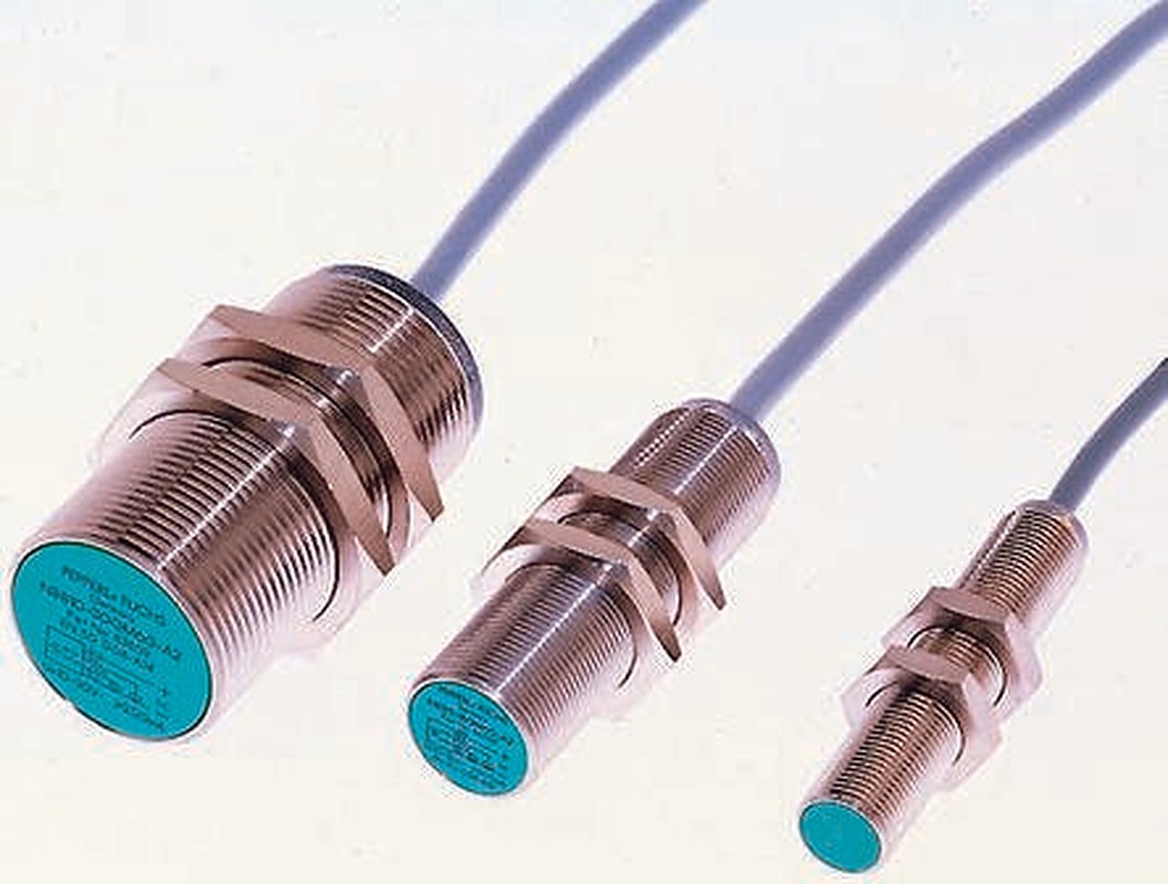 Pepperl + Fuchs NBB2-12GM60-A0 Threaded Barrel Inductive Proximity Sensor, M12 x 1 NPN 3V 3.24 mm 30 V dc 200mA