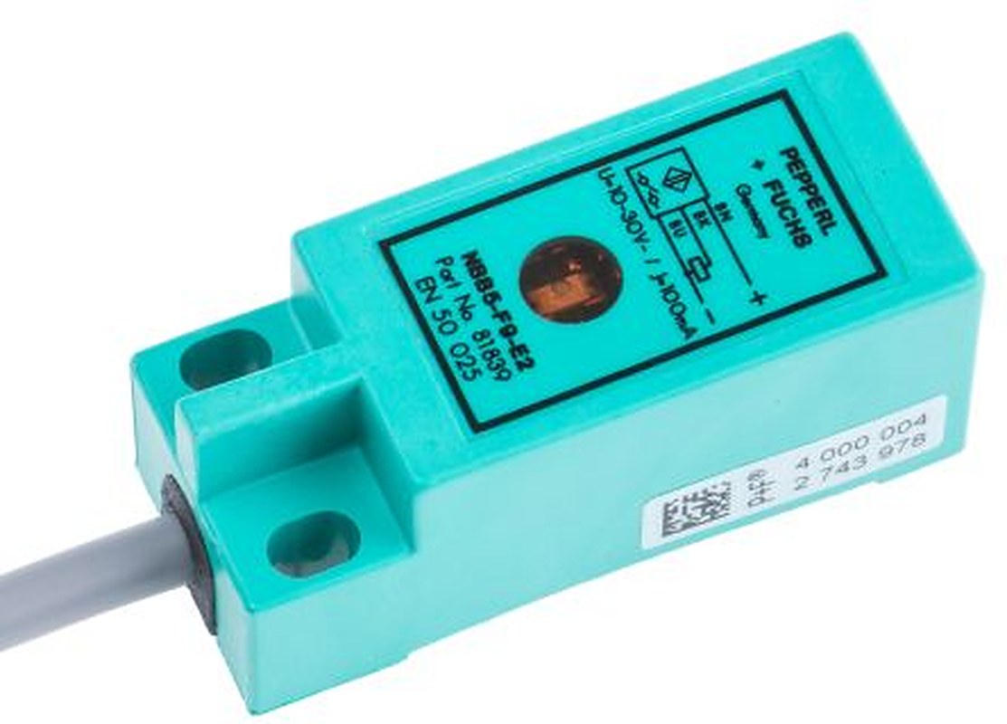 Pepperl + Fuchs NBB5-F9-E2 Block Inductive Proximity Sensor PNP 3V 5 mm 30 V dc 200mA
