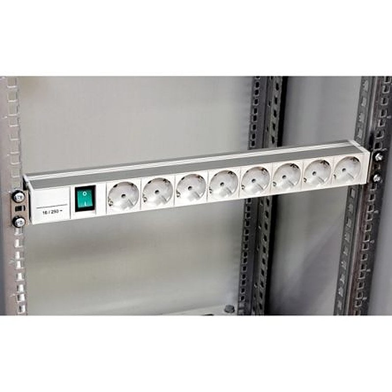 Schneider Electric 8 Gang Socket Bar, 3m Cable, 16A, 230V