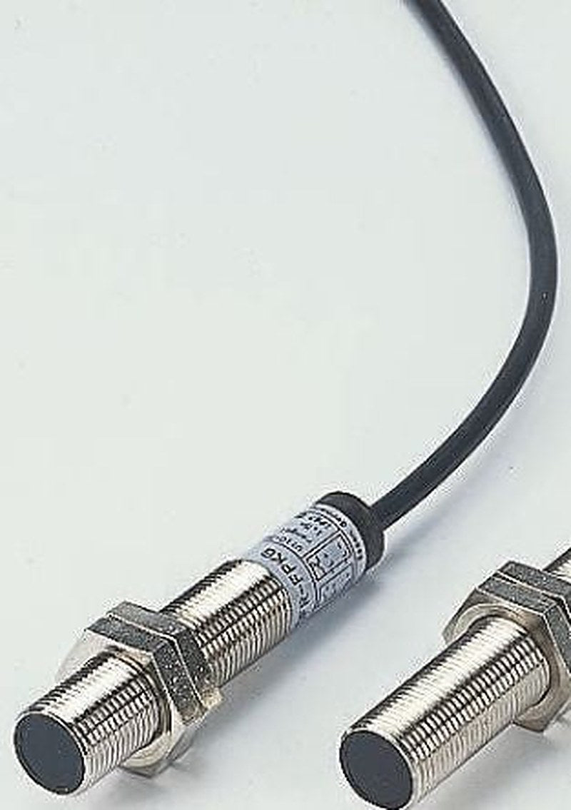 ifm electronic Retroreflective Photoelectric Sensor, Barrel Sensor