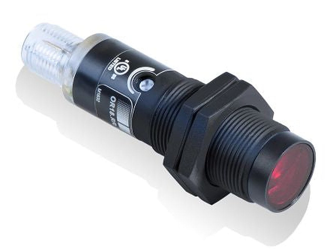 Baumer Retroreflective Photoelectric Sensor, Barrel Sensor