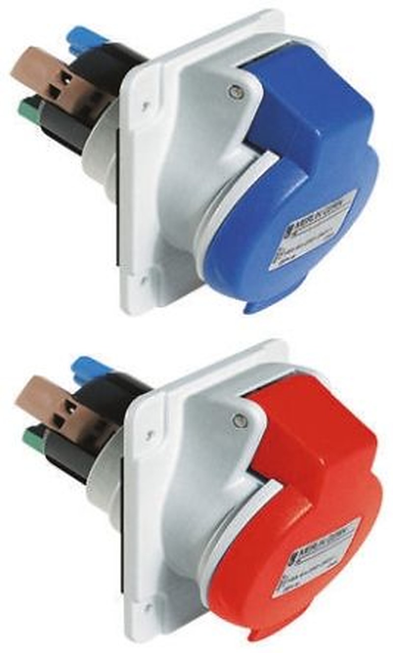 Schneider Electric, Mureva IP44 Red Industrial Power Connector, Panel Mount, 3P+PE, Rated At 16A, 415V