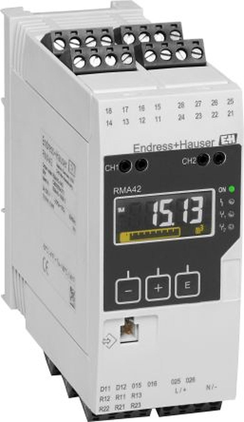 Endress+Hauser RMA42 Temperature Transmitter PT100 Input 35V
