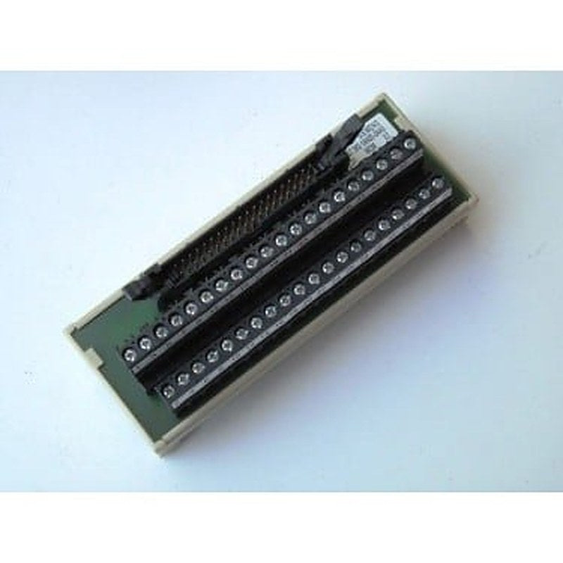 S7-300, Terminal block in screw-type connection system for 64-channel modules of the S7-300, 2 units per packing unit