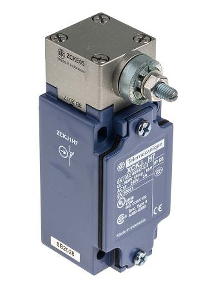 Telemecanique Sensors OsiSense XC Series Roller Lever Limit Switch, 1 NO/1 NC, IP66, Zinc Zamak Alloy Housing, 240V ac,