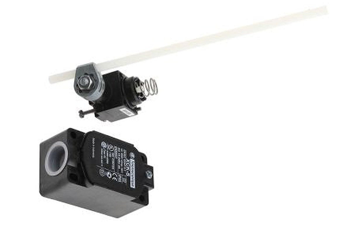 Telemecanique Sensors OsiSense XC Series Lever Limit Switch, 1 NO/1 NC, IP65, Plastic Housing, 240V ac, 3A