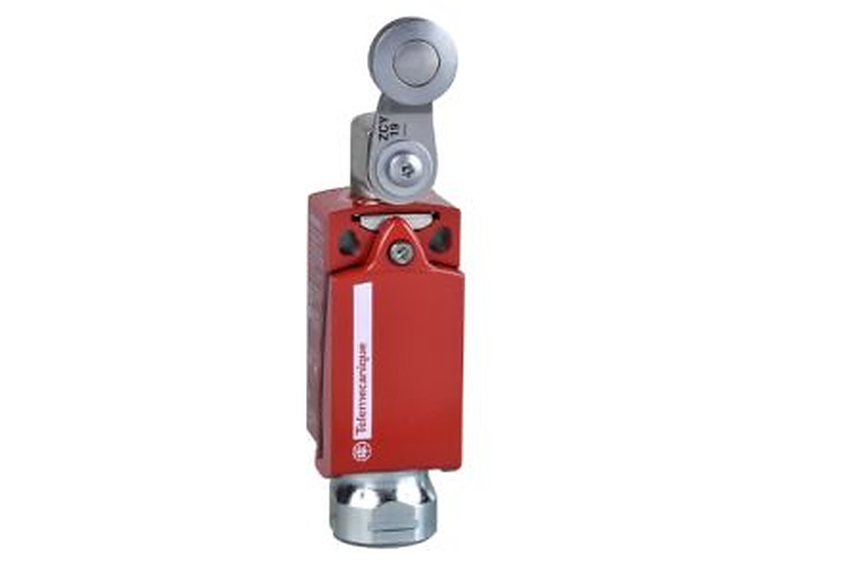 Telemecanique Sensors XCS Series Roller Lever Limit Switch, SPDT, IP66, IP67, Plastic Housing, 240V ac, 3A