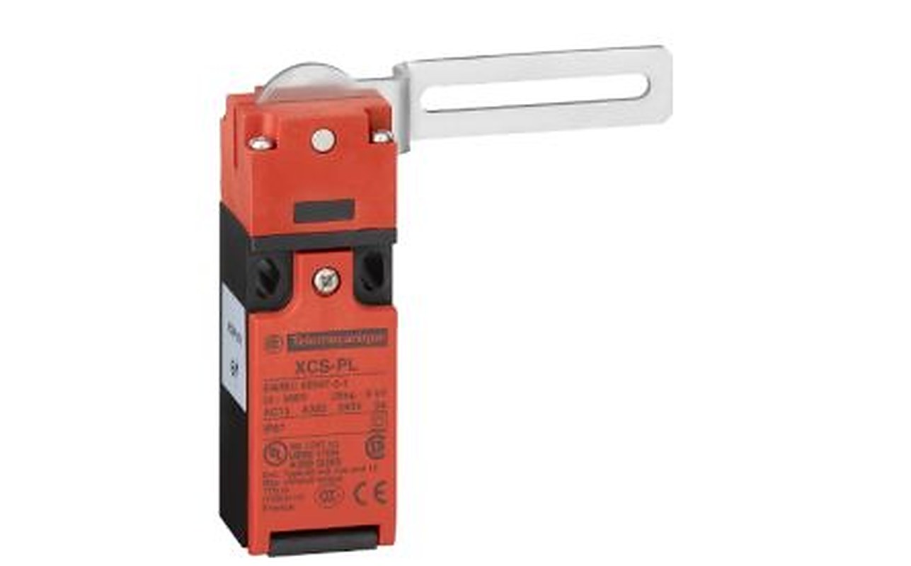 Telemecanique Sensors XCS Series Straight Lever Limit Switch, SPDT, IP67, Fibreglass Reinforced Nylon Housing, 240V ac,