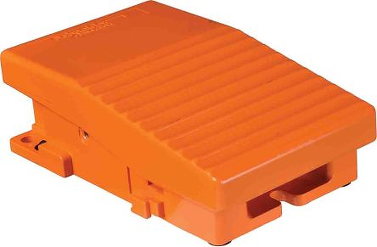 Schneider Electric Industrial Duty Momentary On-Off Foot Switch - 1 NO/1 NC Metal 3A Contact Current, 240 V ac Contact