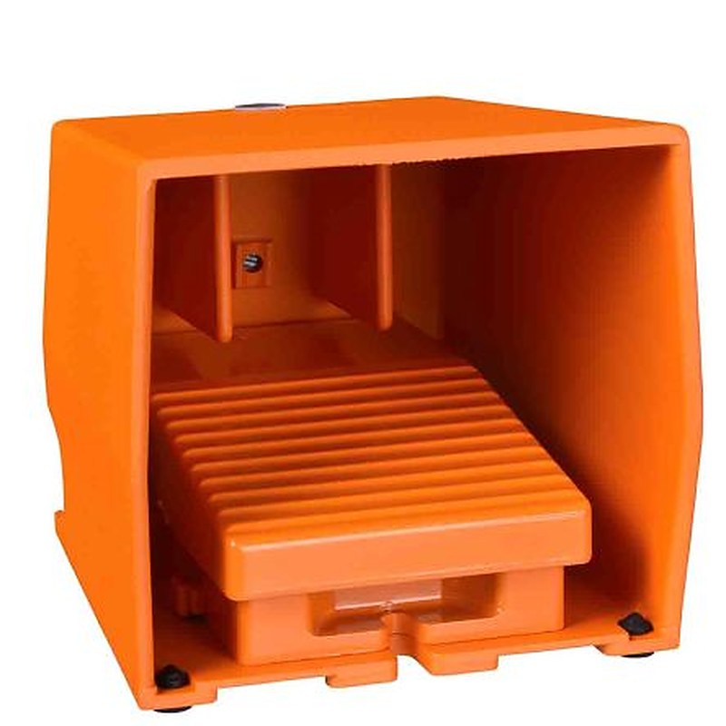 Schneider Electric Latching Foot Switch - 1 NO/1 NC Metal 3A Contact Current, 240 V ac Contact Voltage
