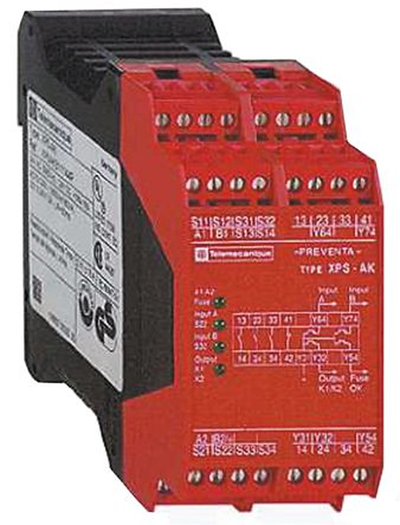 Schneider Electric XPSAK Safety Relay, 3 Safety Contacts