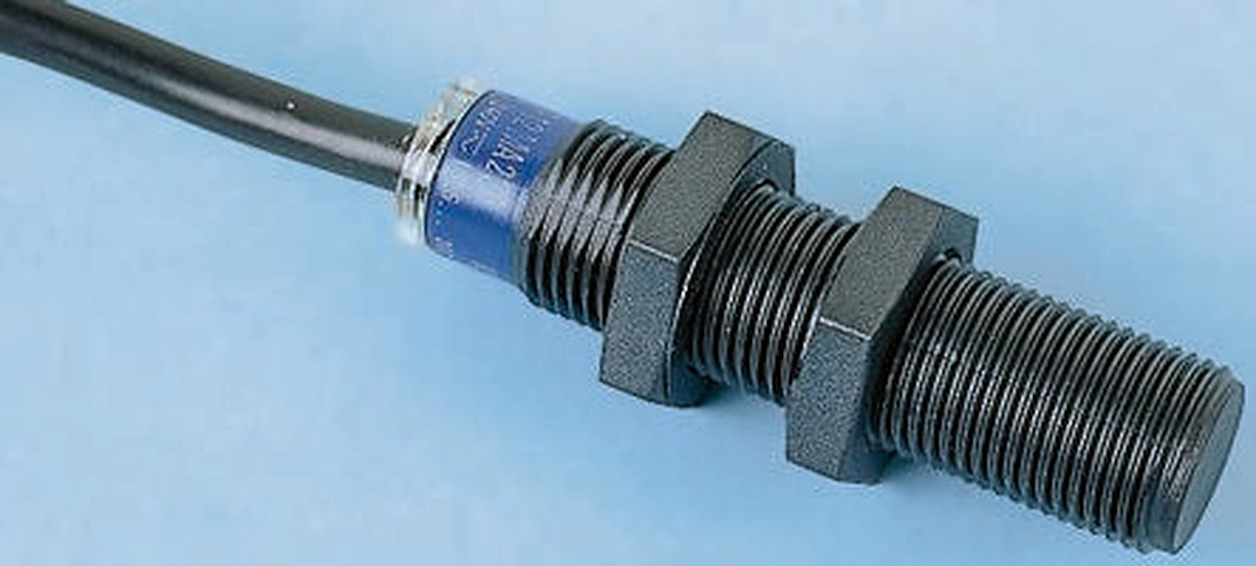 Telemecanique Sensors XS4P12KP340D Threaded Barrel Inductive Proximity Sensor, M12 x 1 PNP/NPN XS 36V ac 4 mm 36 V dc