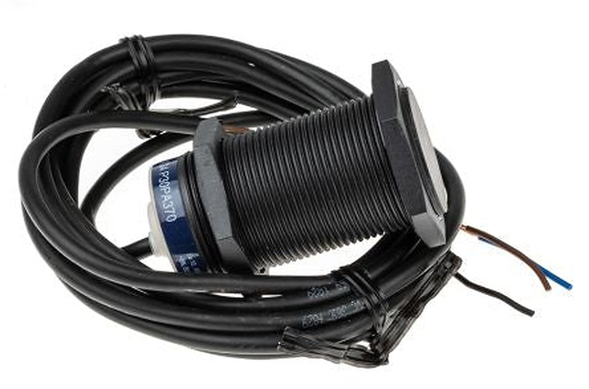 Telemecanique Sensors XS4P30PA370 Threaded Barrel Inductive Proximity Sensor, M30 x 1.5 PNP XS 48V ac 15 mm 58 V dc