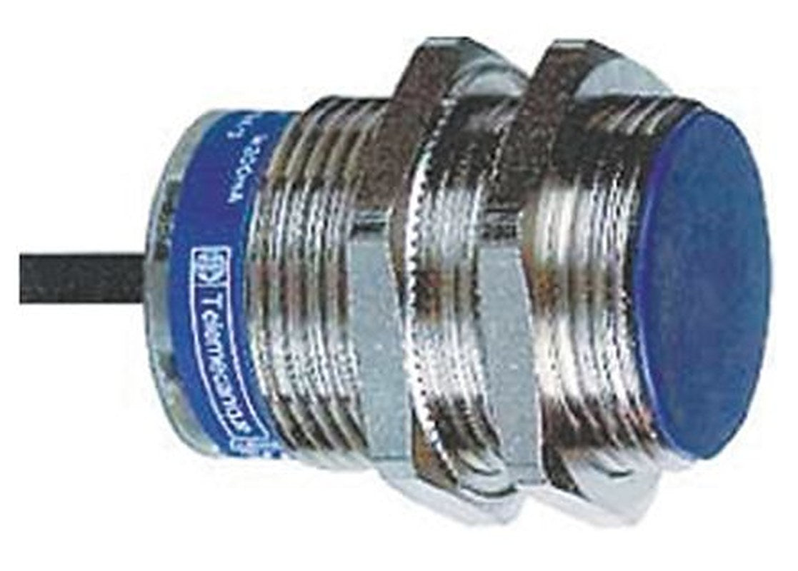 Telemecanique Sensors XS530B1NAL2 Threaded Barrel Inductive Proximity Sensor, M30 x 1.5 NPN XS 36V 10 mm 48 V dc 200mA