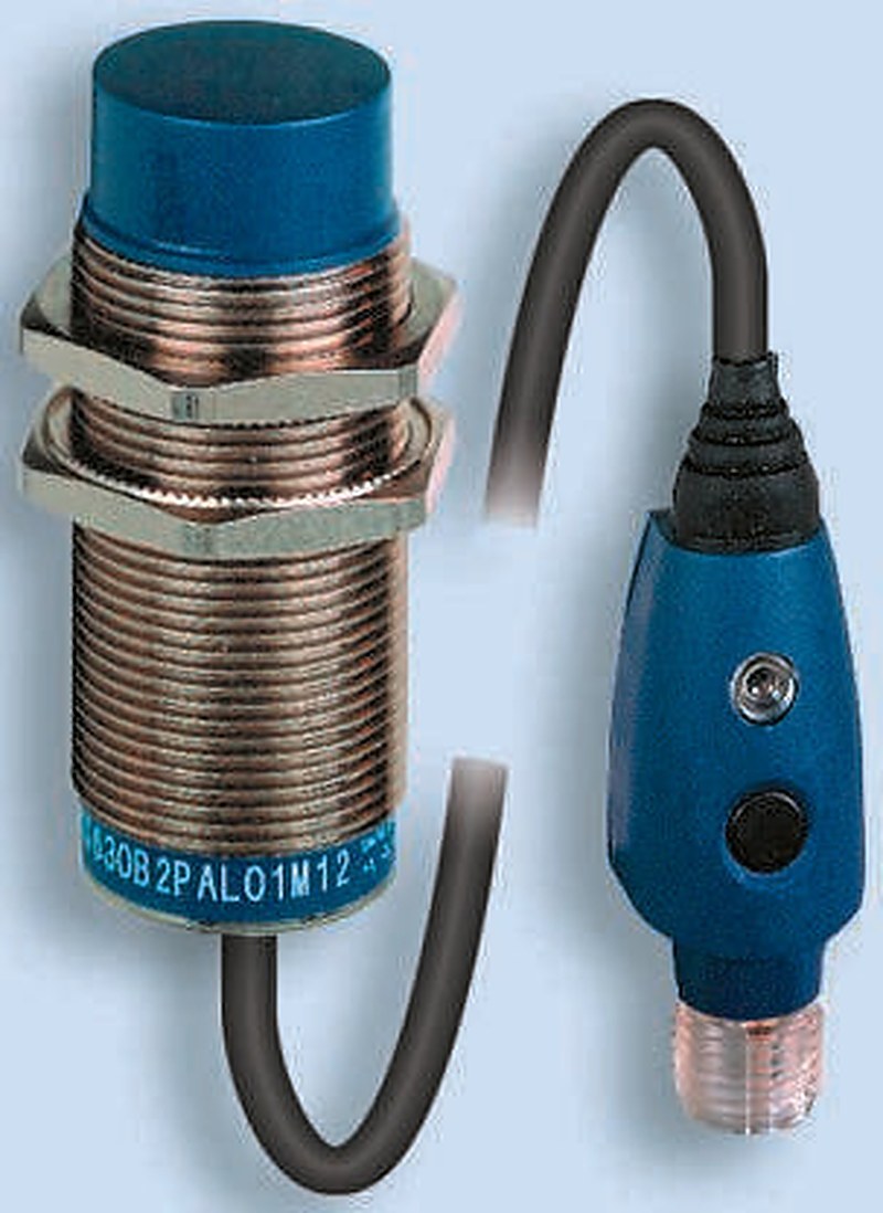 Telemecanique Sensors XS612B2PAL01M12 Threaded Barrel Inductive Proximity Sensor, M12 x 1 PNP XS 24V dc 5 mm 36 V dc