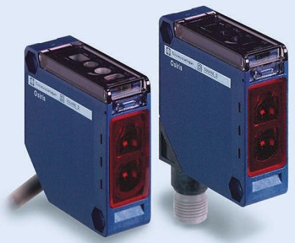 Telemecanique Sensors Through Beam Photoelectric Sensor, Compact Sensor