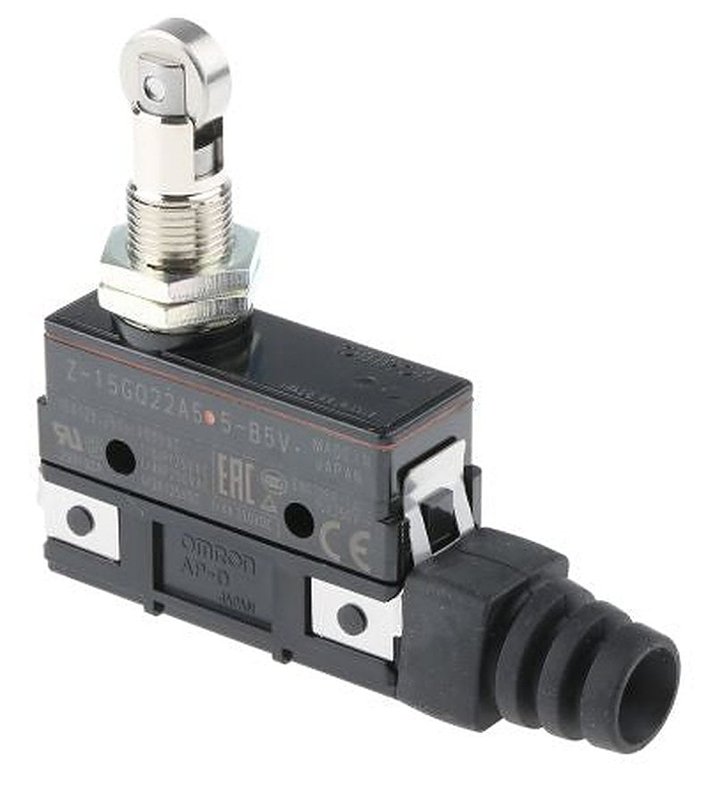 Omron Z Series Roller Plunger Limit Switch, SPDT, IP62, 500V, 15A
